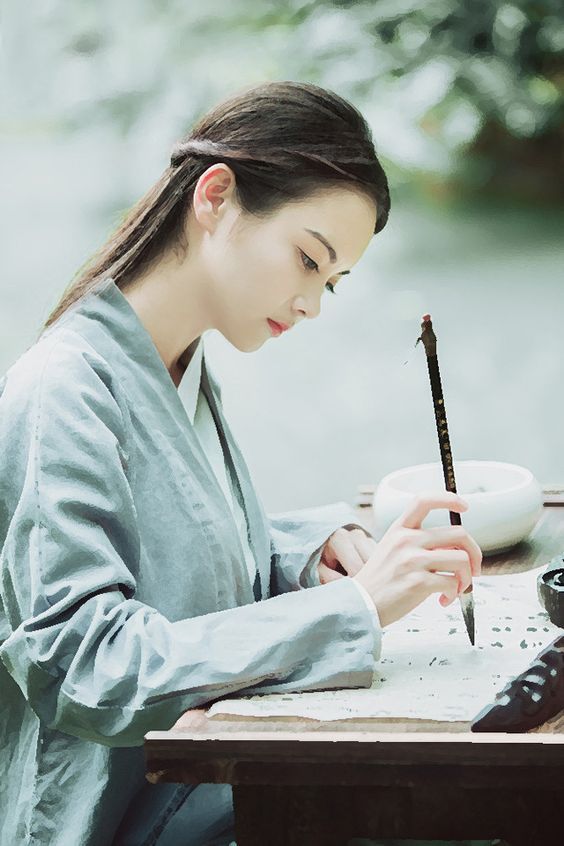 Luyện chữ là một cách học nhẫn nại. (Ảnh: Pinterest)